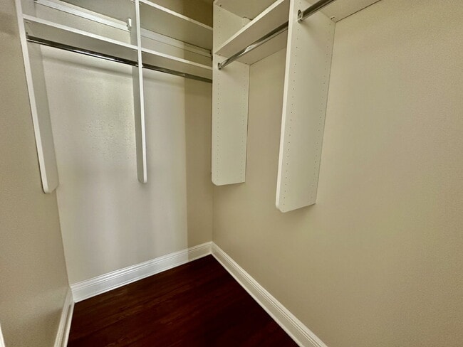 Building Photo - One Bedroom Renovated Condo at Plantation Point!