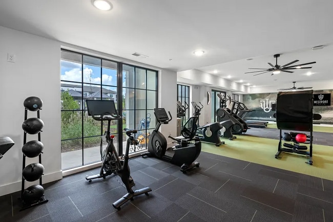 Building Photo - 1001 Broadbank Dr