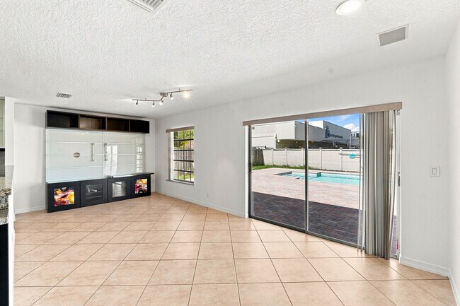 Building Photo - 3310 NW 90th Ave