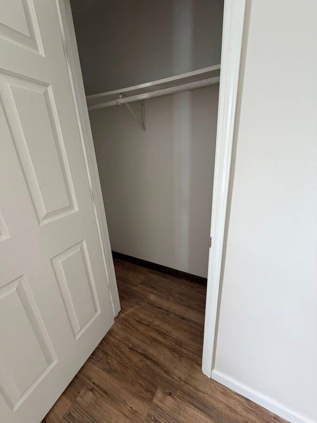 Building Photo - 3BR Rental in Quiet Fort Oglethorpe Neighborhood – Minutes from Battlefield Parkway & Chickamauga...