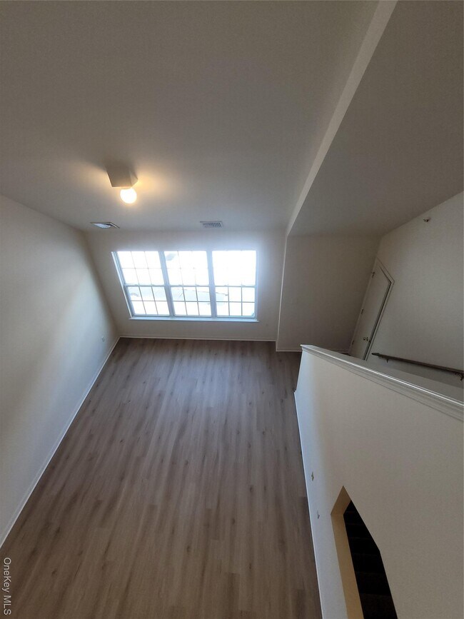 Building Photo - 123 Ruth Ct