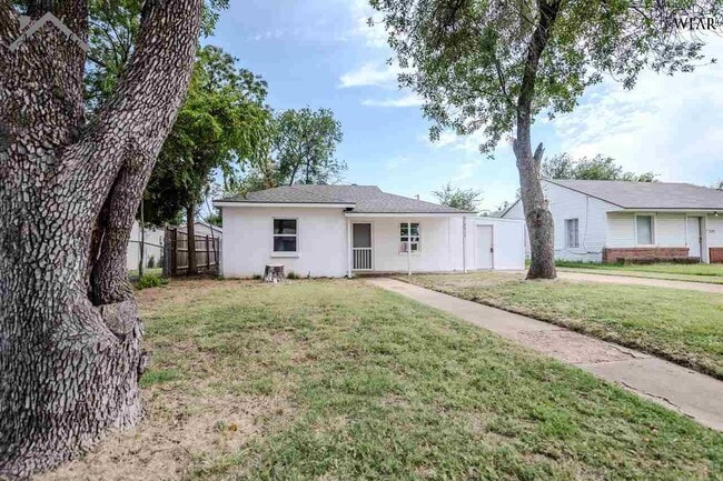 Building Photo - 3213 Avenue S