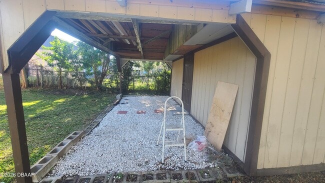 Building Photo - 1350 Jarecki Ave