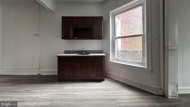 Building Photo - 56 N Dewey St