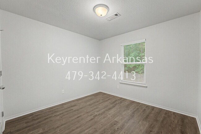 Building Photo - Beautiful 4-Bedroom Home in Fayetteville – Ideal for Comfortable Living!