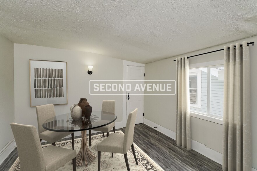 Building Photo - 459 S 41st St