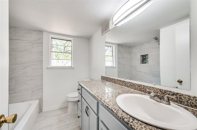 Building Photo - 311 Lincolnshire Ct