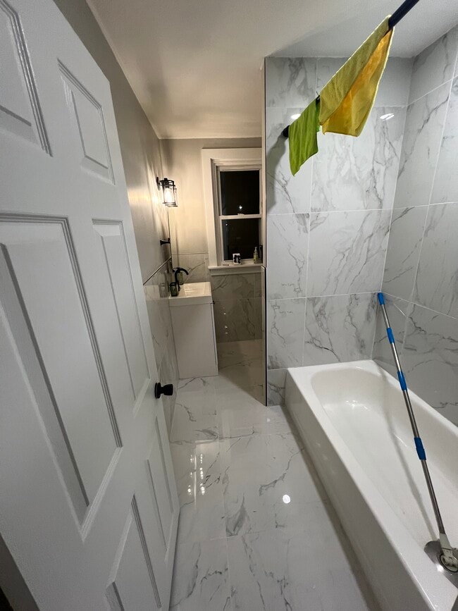 Building Photo - 1306 Ashby Ave