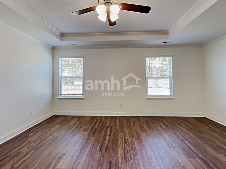 Building Photo - 1104 Bentley Pl