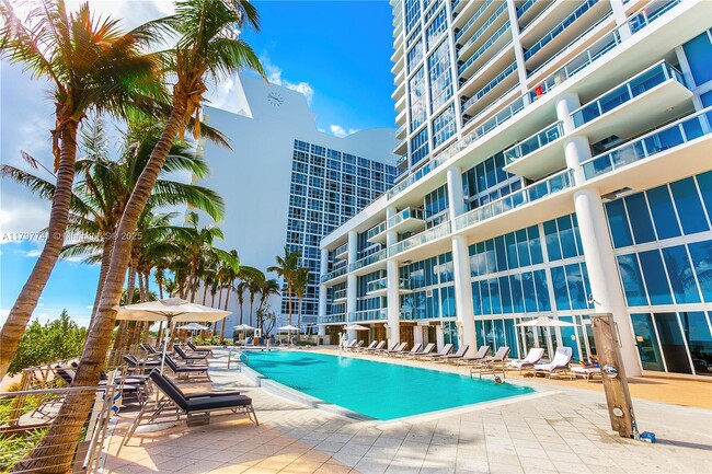 Building Photo - 6899 Collins Ave