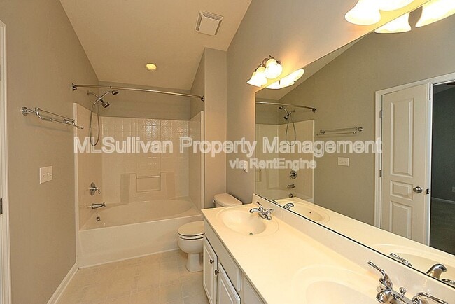 Building Photo - 338 Kinellan Ln