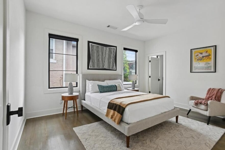 Building Photo - 634 Bonaventure Ave NE