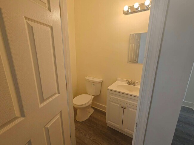 Building Photo - 1822 Harlem Ave