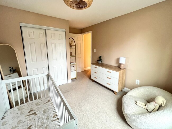 Building Photo - Come Home To This Updated And Convenient 3 Bed 3.5 Bath Townhome In Derwood! Now Available!