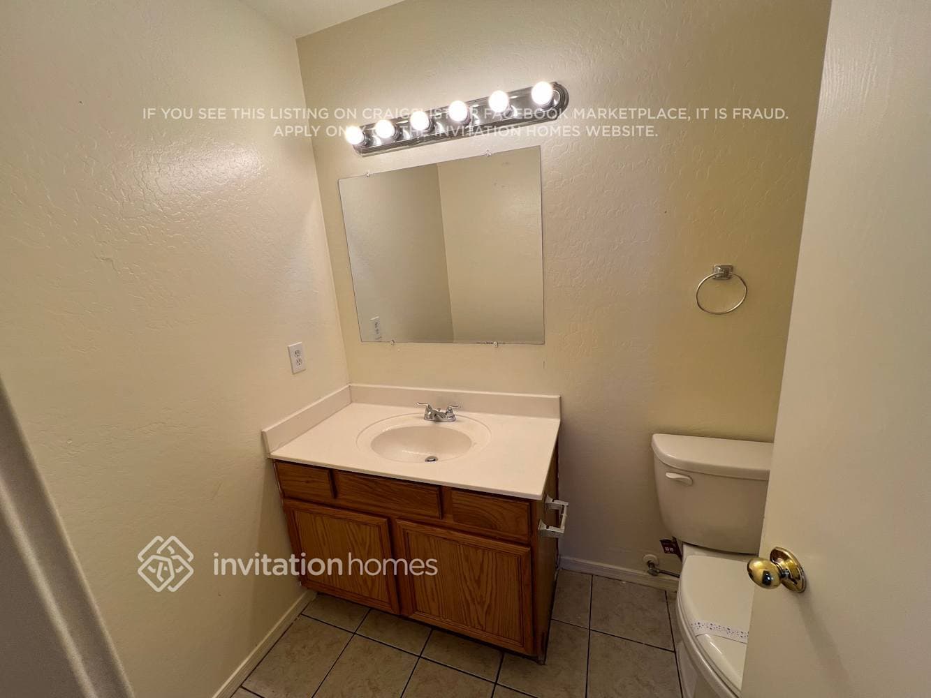 Building Photo - 5703 N 67th Dr