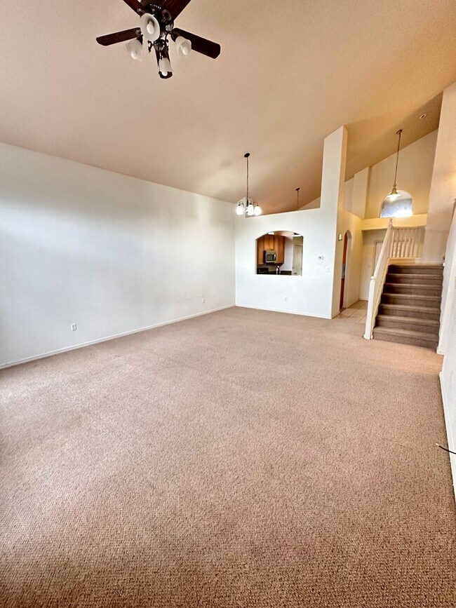 Building Photo - 7419 Desert Eagle Rd NE
