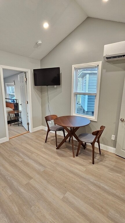 Building Photo - 825 Scenic Hwy