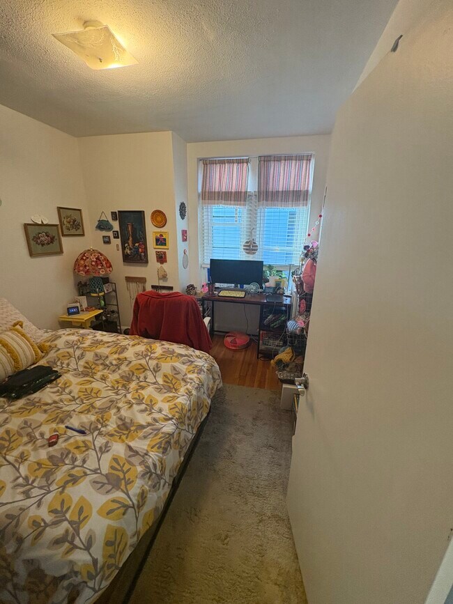 Building Photo - 45 Westland Ave