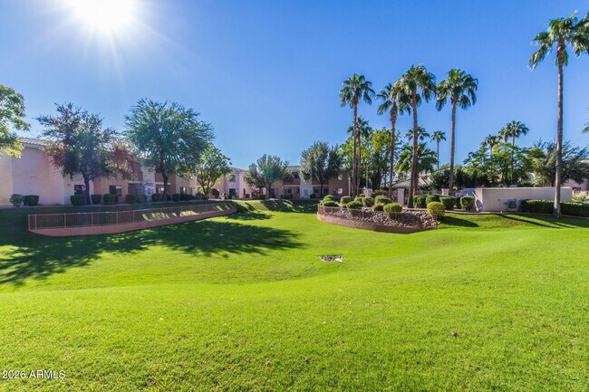 Building Photo - 10030 W Indian School Rd