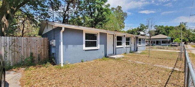 Building Photo - 1308 E Yukon St