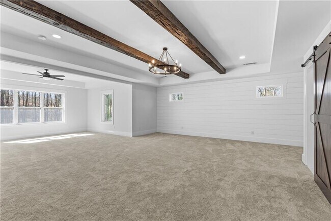 Building Photo - 15448 Hopewell Rd