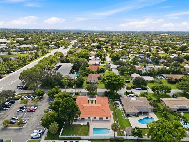 Building Photo - 3310 NW 90th Ave