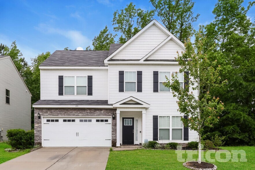 Primary Photo - 124 Swinton Pond Rd