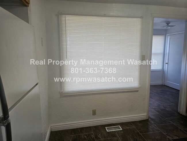 Building Photo - 297 Marvista Ln