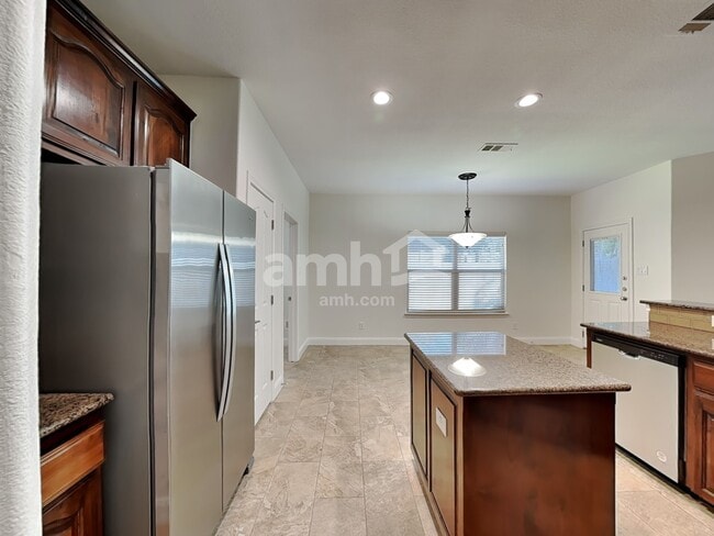 Building Photo - 1518 Melanie Trail