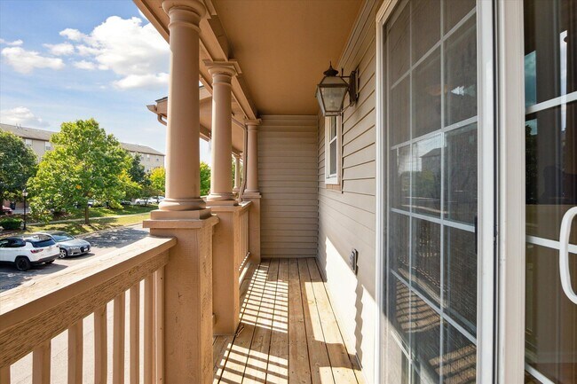 Building Photo - 2817 Barclay Way