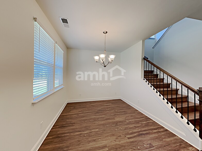 Building Photo - 12030 Riley Nicholes Wy