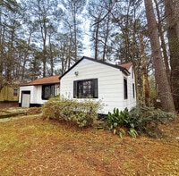 Building Photo - 757 Woodbury Rd