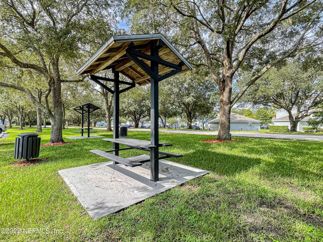 Building Photo - 1717 COUNTY ROAD 220