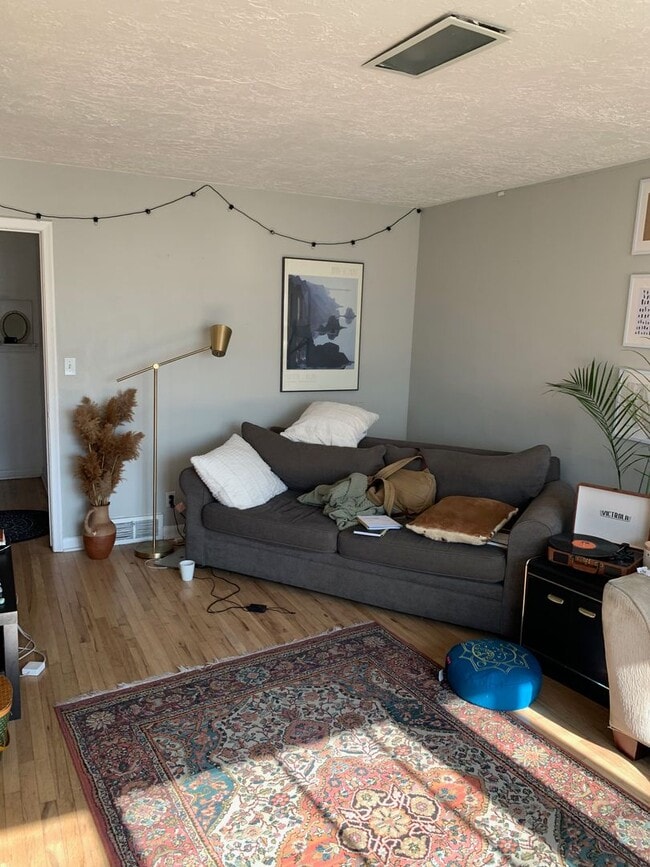 Building Photo - 1 Shared Spot Available for Fall 2026