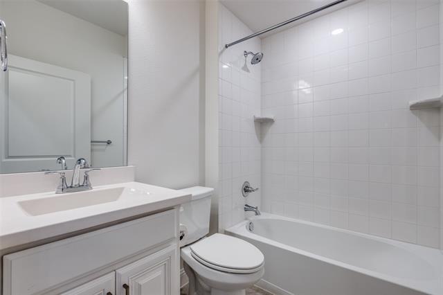 Building Photo - 3930 Dalea Dr