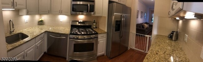 Building Photo - 449 Hartford Dr