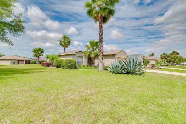 Building Photo - 15870 SW 16th Avenue Rd