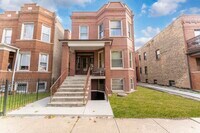 Building Photo - 2419 N Kostner Ave