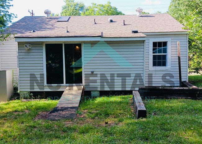 Building Photo - 3716 Dawson Ave