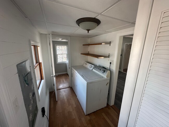 Building Photo - 15 Waterview Pl