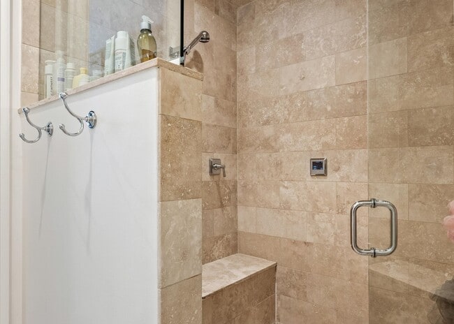 Building Photo - 441 W Deming Pl