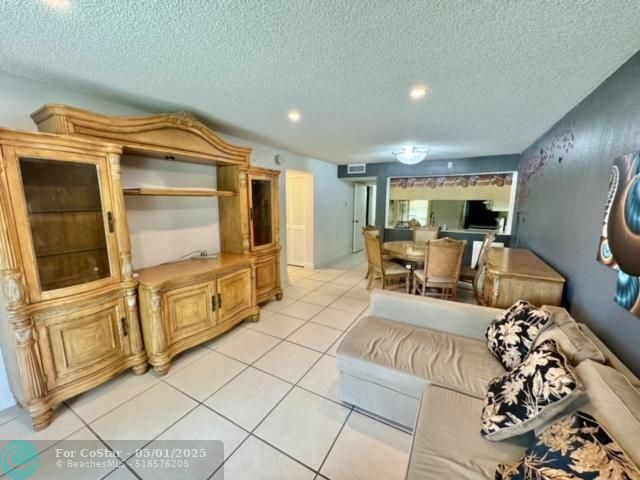Building Photo - 2614 Nassau Bend