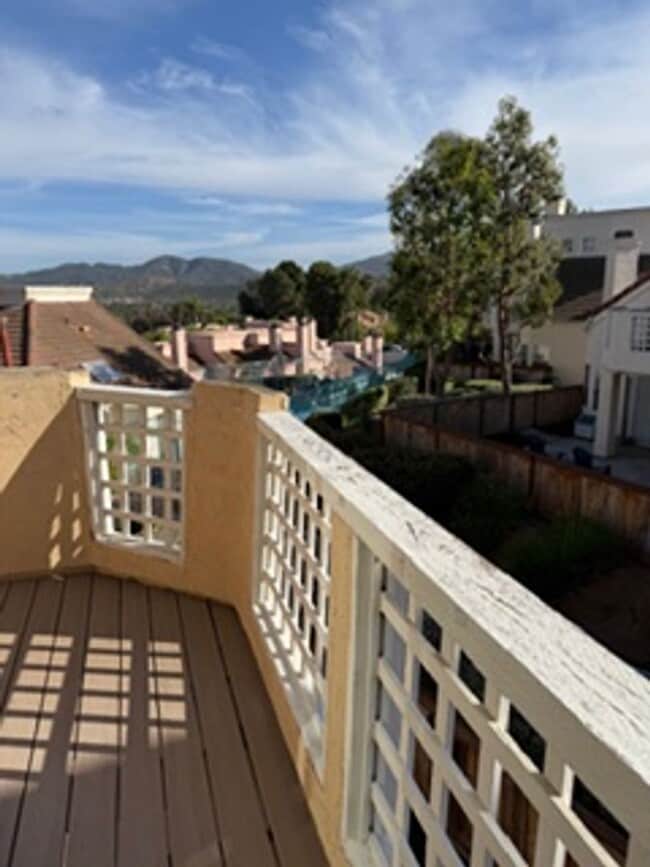 Building Photo - 2 Bed / 2 Bath Townhome in El Cajon