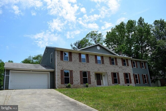 Primary Photo - 8701 Mitchell Rd