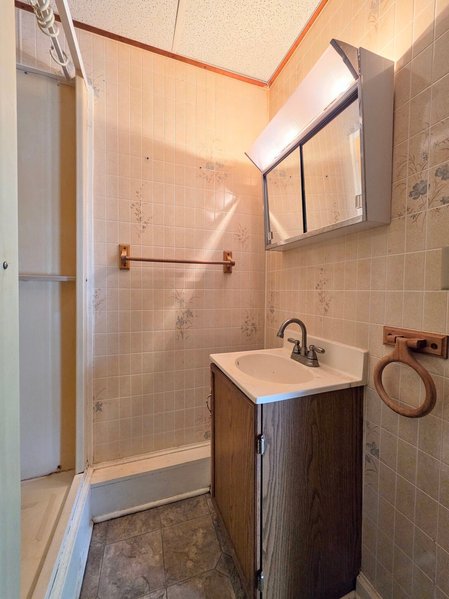 Building Photo - 909 Hannah Dr