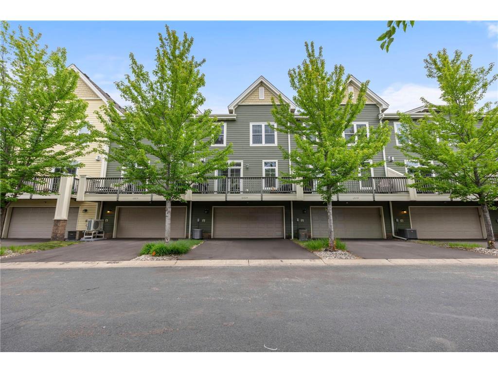 Garage View & Parking - 12225 82nd Ave N