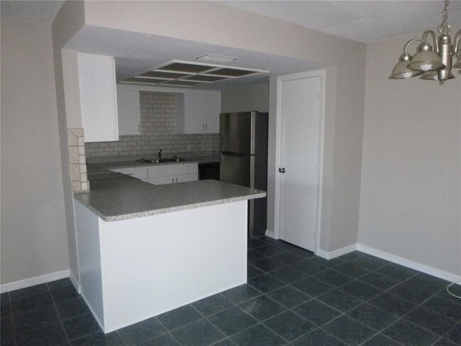 Building Photo - 4416 Highland Ln