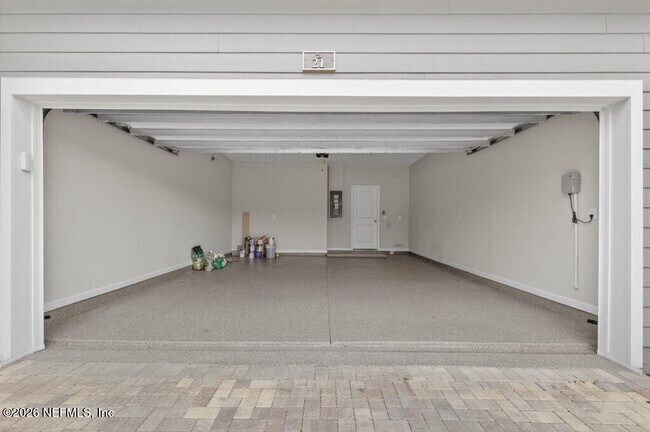 Building Photo - 21 Yardley Ct
