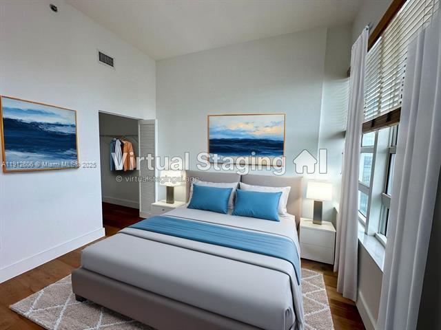 Building Photo - 950 Brickell Bay Dr