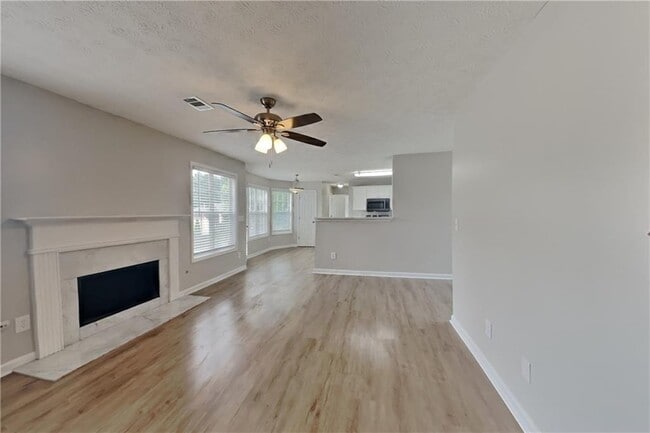 Building Photo - 2882 Manor Glen Ln NW